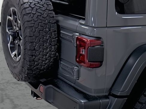 Used 2021 Jeep Wrangler Unlimited Rubicon 4xe w/ Cold Weather Group image 13