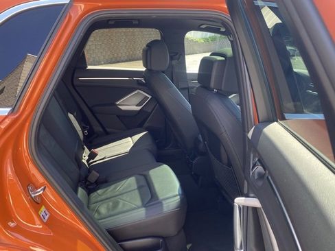 Used 2023 Audi Q3 2.0T Premium image 32