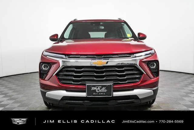 Used 2025 Chevrolet TrailBlazer LT AWD/4WD image 32