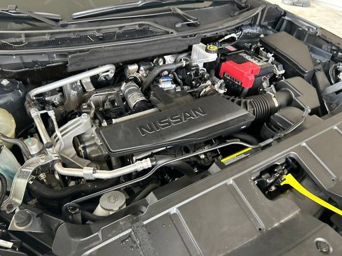 Used 2026 Nissan Rogue SL FWD image 13