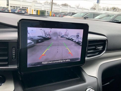 Used 2020 Ford Explorer XLT w/ Equipment Group 202A image 20