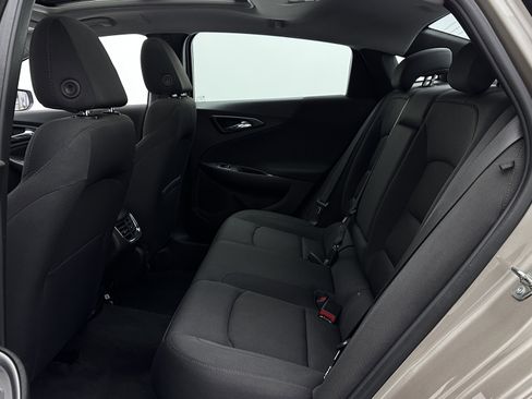 Used 2023 Chevrolet Malibu LT FWD image 23