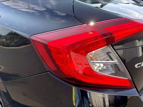Used 2020 Honda Civic Sport image 27