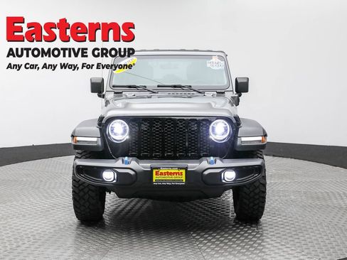 Used 2023 Jeep Wrangler Unlimited w/ 8.4" Radio Group image 2