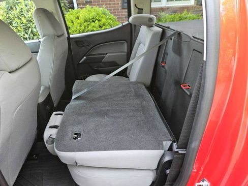 Used 2020 Chevrolet Colorado W/T w/ WT Convenience Package image 26