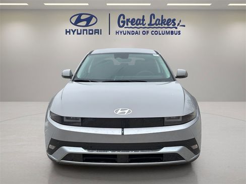 Certified 2025 Hyundai Ioniq 5 SE image 8