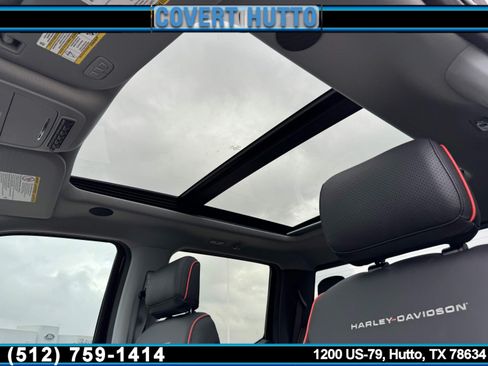 New 2026 Ford F250 Lariat w/ Black Appearance Package image 18