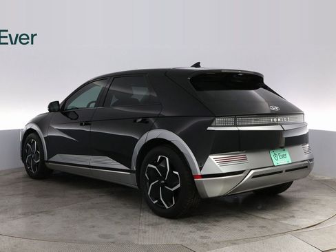 Used 2024 Hyundai Ioniq 5 Limited image 14