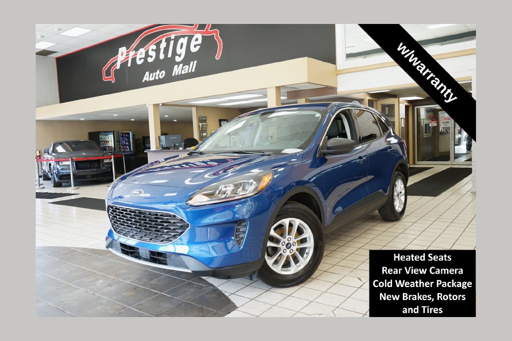 Used 2022 Ford Escape SE w/ Cold Weather Package AWD/4WD image 1