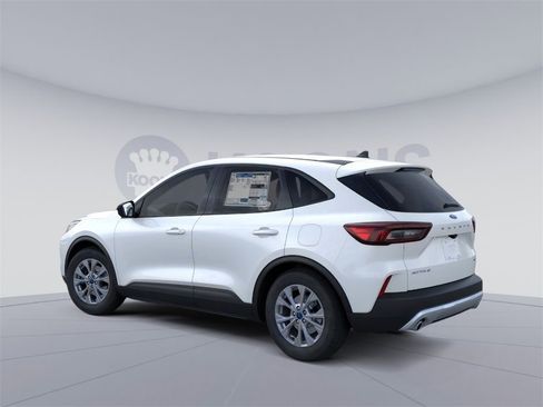 New 2026 Ford Escape Active w/ Cold Weather Package image 5