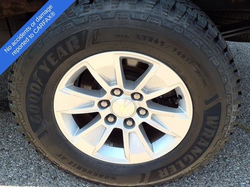 Used 2019 Chevrolet Silverado 1500 LT w/ All-Star Edition AWD/4WD image 9