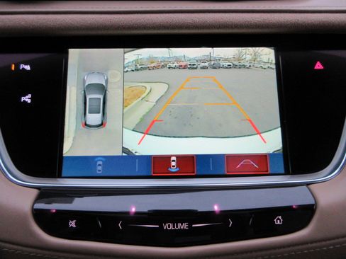 Used 2019 Cadillac XT5 Platinum image 47