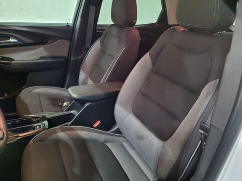 Used 2023 Chevrolet TrailBlazer LT w/ Convenience Package image 28