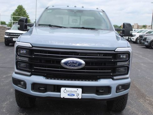 New 2026 Ford F350 Platinum w/ Tremor Off-Road Package AWD/4WD image 13