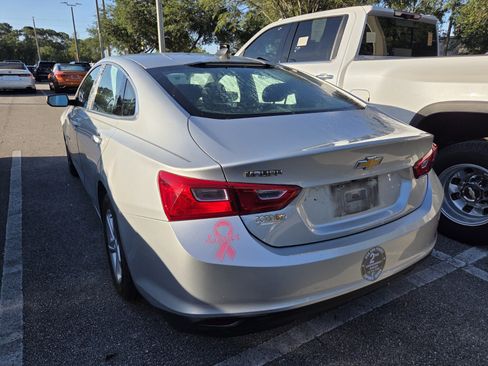 Used 2019 Chevrolet Malibu LS FWD image 3