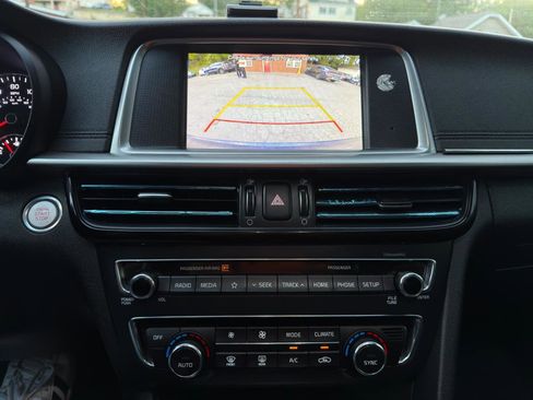 Used 2019 Kia Optima S w/ S Panoramic Sunroof Package FWD image 21