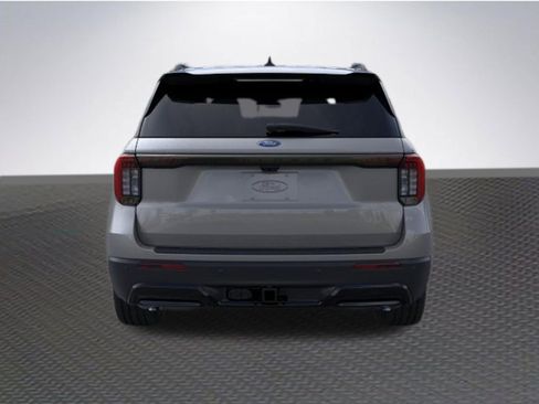 New 2026 Ford Explorer ST-Line RWD image 5
