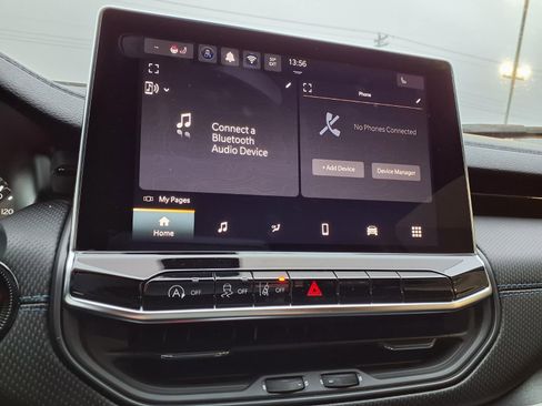 New 2026 Jeep Compass Latitude image 3