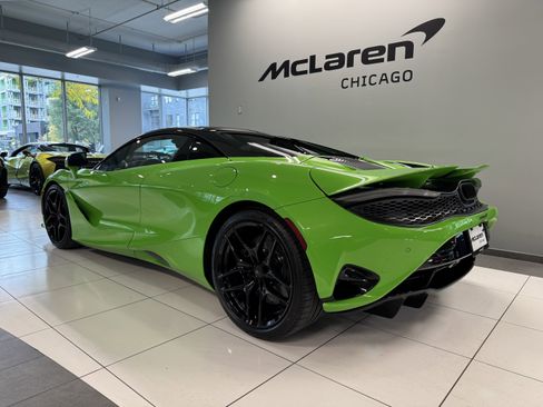 New 2026 McLaren 750S Spider image 3