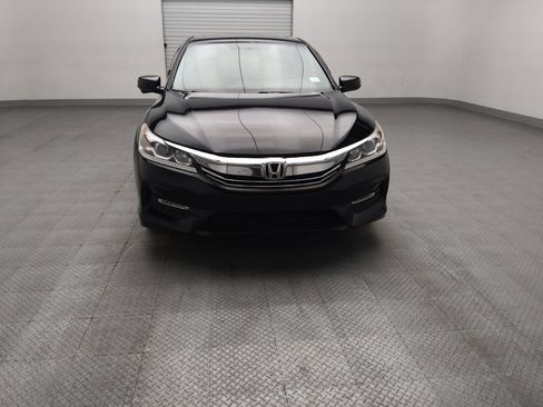 Used 2017 Honda Accord SE image 14