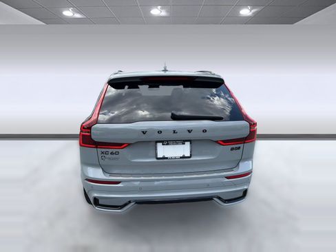 New 2026 Volvo XC60 B5 Ultra w/ Climate Package AWD/4WD image 10