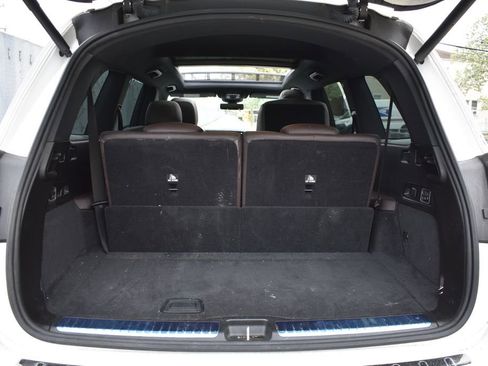 Used 2022 Mercedes-Benz GLS 450 4MATIC image 36
