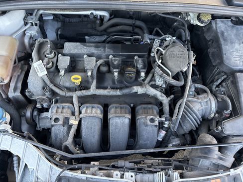 Used 2016 Ford Focus Titanium w/ Titanium Technology Package image 33