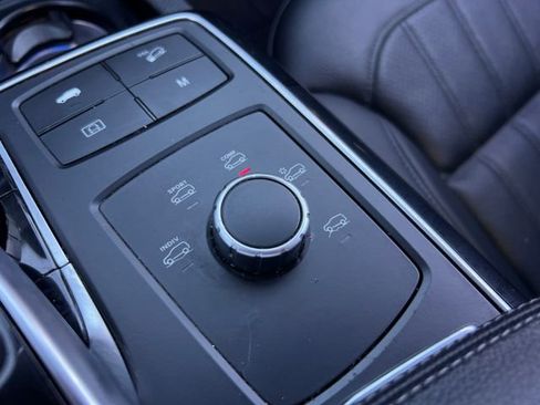 Used 2019 Mercedes-Benz GLS 450 4MATIC image 28