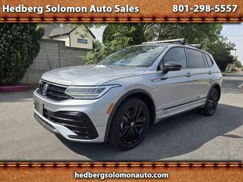 Used 2022 Volkswagen Tiguan SE R-Line FWD image 1