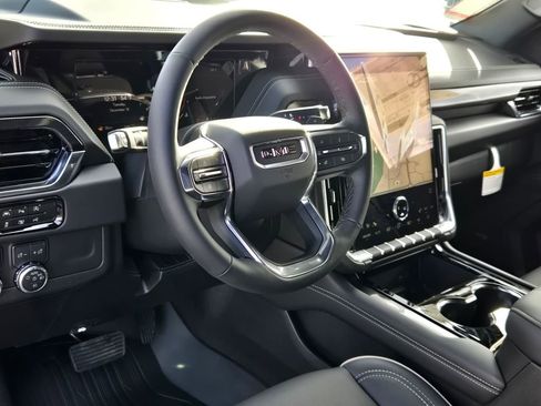 New 2026 GMC Yukon Elevation w/ LPO, Get Active Package image 19