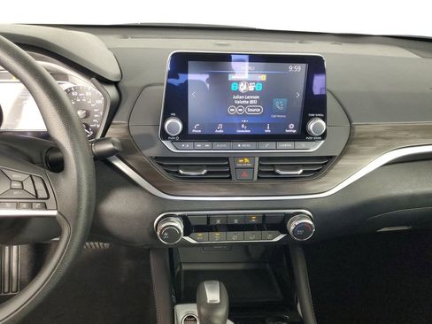 Used 2023 Nissan Altima 2.5 SV image 16