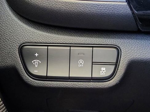 Certified 2024 Kia Seltos S image 28