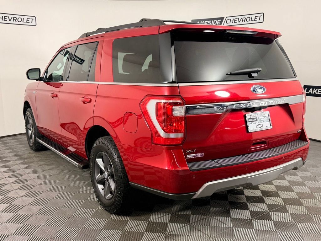 Used 2021 Ford Expedition XLT AWD/4WD image 4