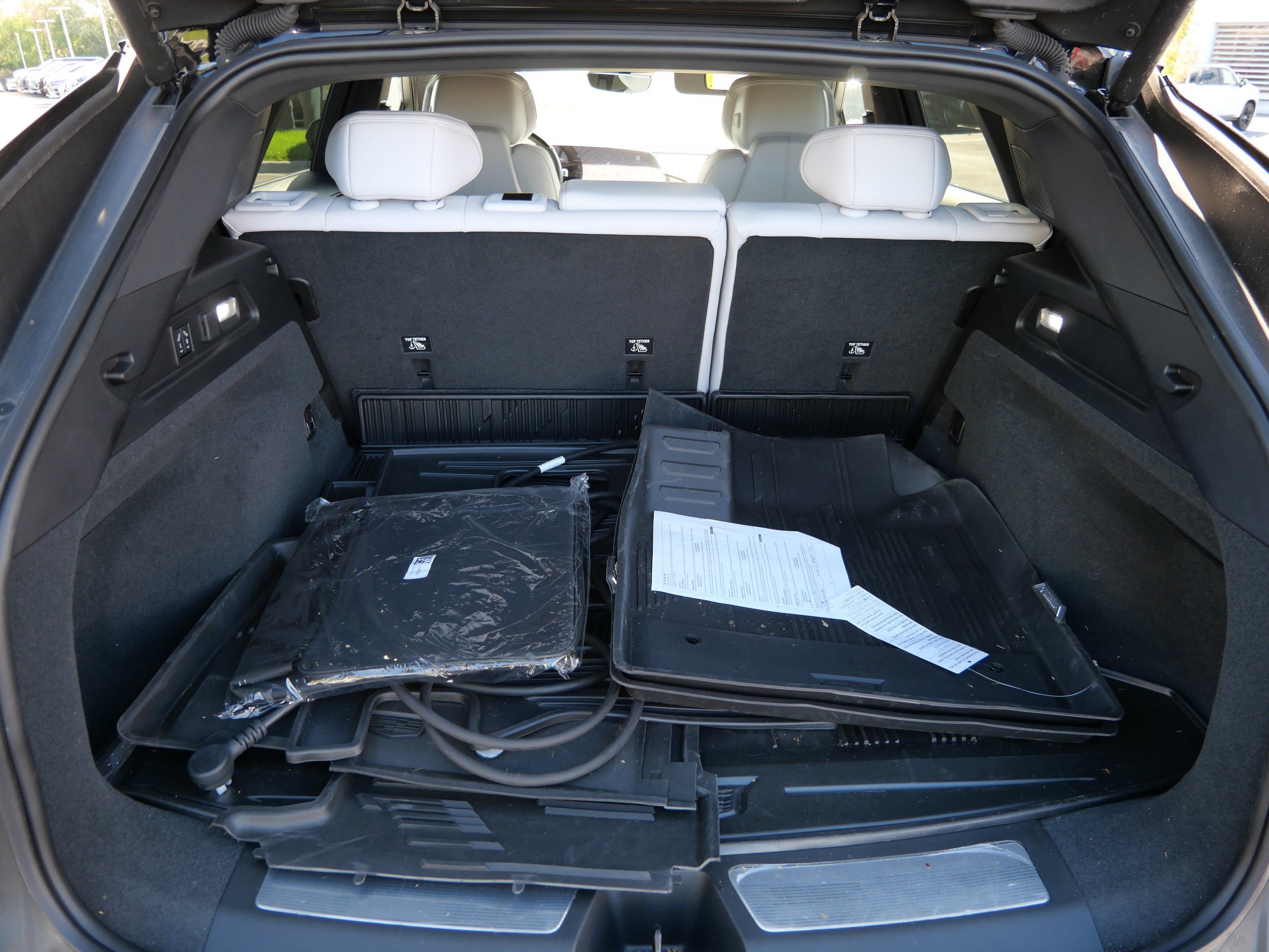 Used 2026 Cadillac Lyriq Premium Sport w/ LPO, Floor Liner Package AWD/4WD image 16