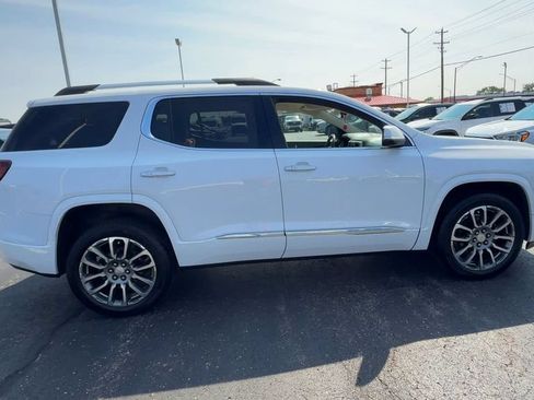Used 2023 GMC Acadia Denali AWD/4WD image 9