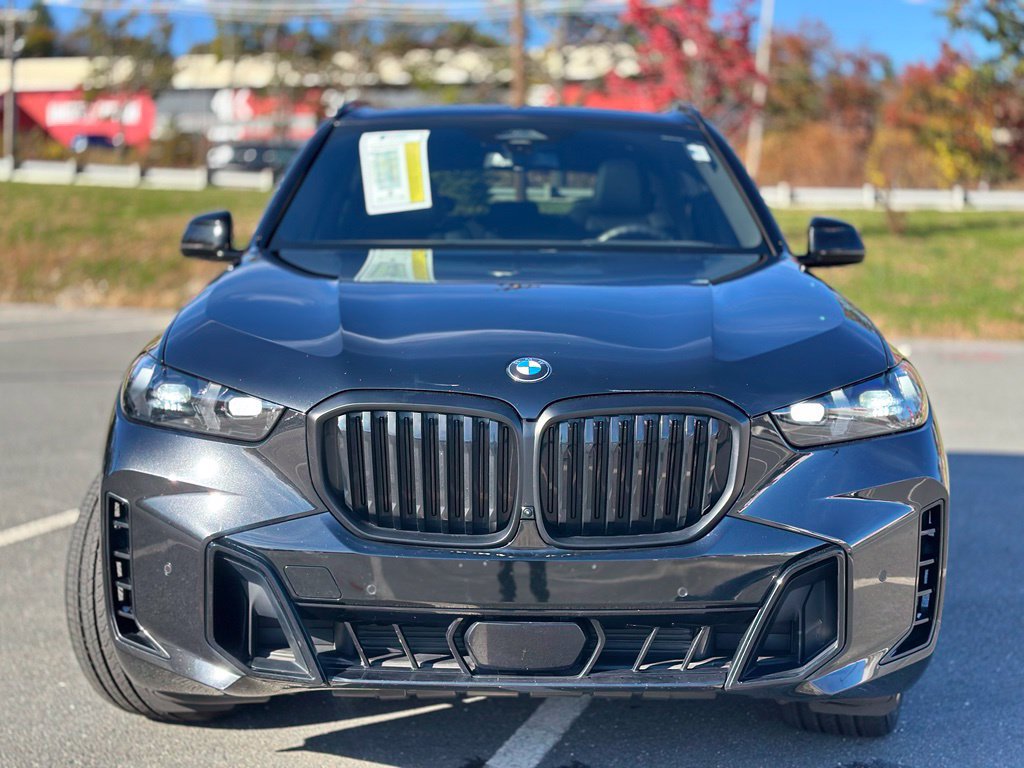 Certified 2026 BMW X5 xDrive40i w/ M Sport Package AWD/4WD image 10