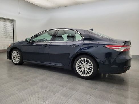 Used 2018 Toyota Camry XLE w/ Audio Package image 3