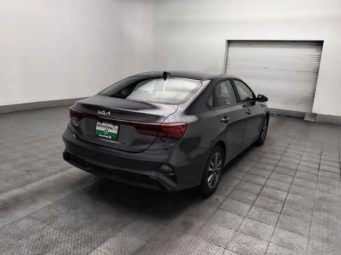 Used 2024 Kia Forte LXS w/ LXS Technology Package FWD image 9