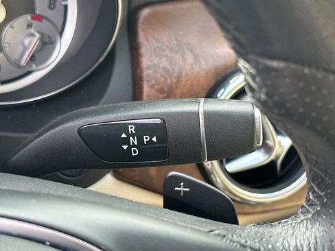 Used 2017 Mercedes-Benz GLA 250 4MATIC image 27