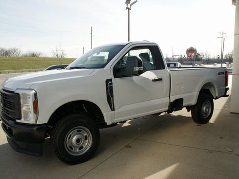 New 2026 Ford F250 XL w/ F-250 >10K GVWR Package image 5
