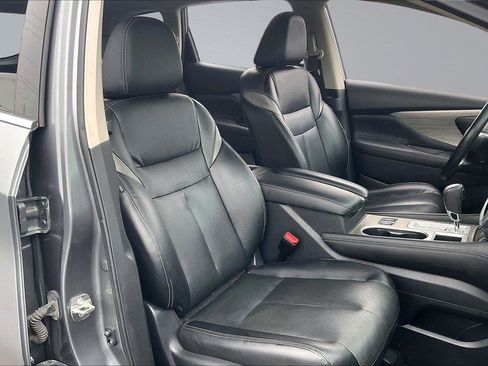 Used 2018 Nissan Murano SL w/ Midnight Edition Package FWD image 9