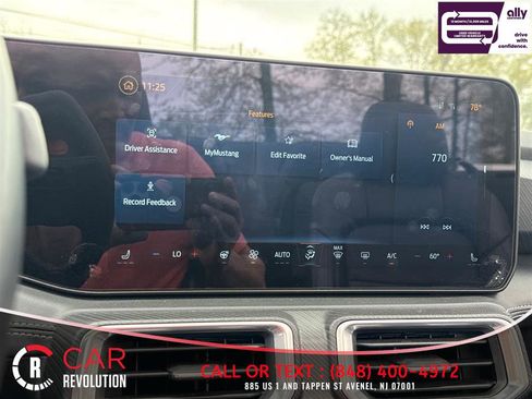 Used 2025 Ford Mustang Premium image 12