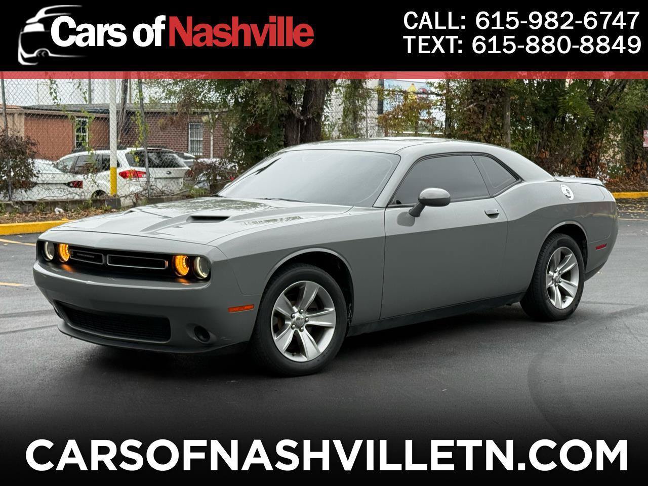 Used 2019 Dodge Challenger SXT RWD image 1