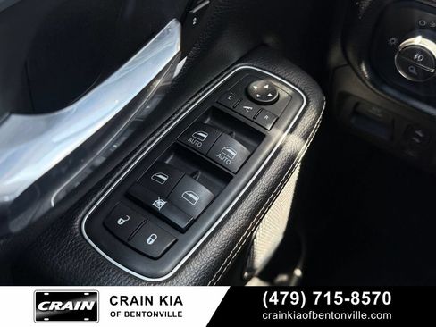 Used 2021 RAM 1500 Laramie w/ Laramie Southwest Edition AWD/4WD image 10