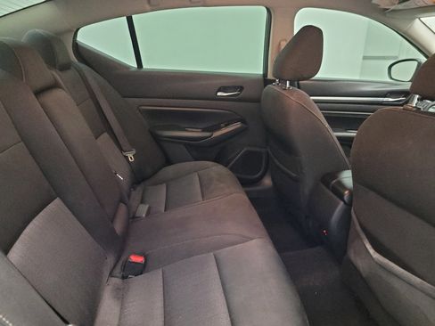 Used 2021 Nissan Altima 2.5 SV FWD image 19