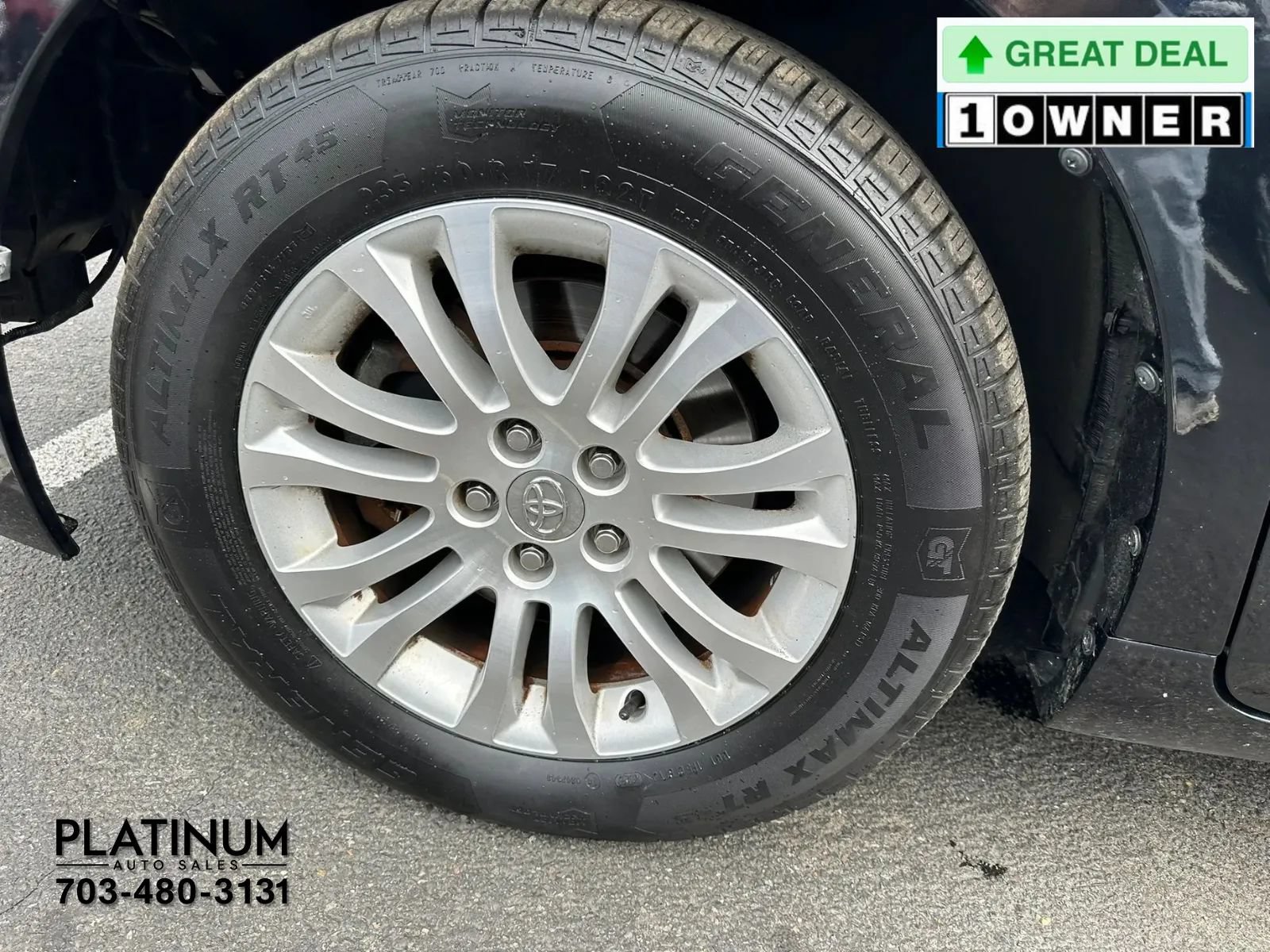 Used 2015 Toyota Sienna XLE Premium FWD image 24