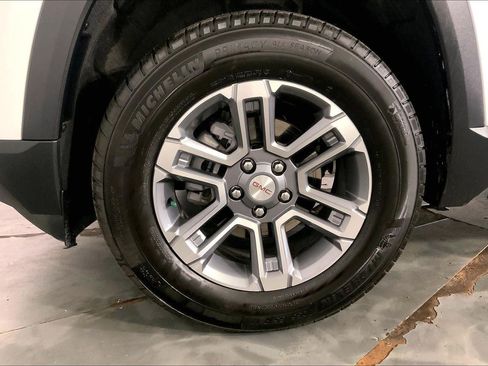 Used 2026 GMC Terrain Elevation FWD image 9