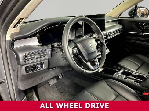 Used 2023 Lincoln Corsair AWD w/ Equipment Group 101A image 15