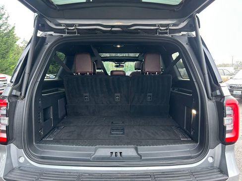 Used 2024 Ford Expedition Max Limited image 24