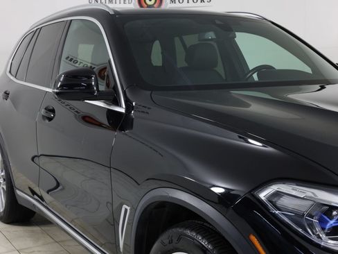 Used 2020 BMW X5 xDrive50i w/ Executive Package AWD/4WD image 39